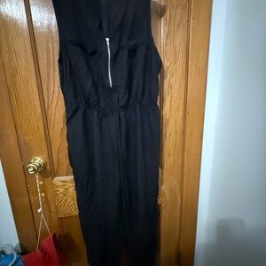 Zara Black Sleeveless Jumpsuit with Zipper